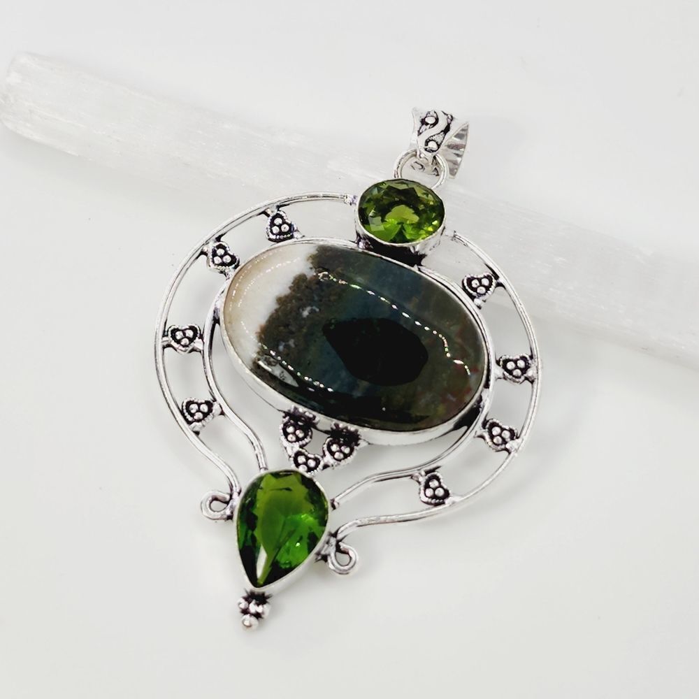 Bloodstone Peridot Ethnic Handmade Pendant Jewelry 2.88"